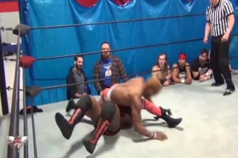 darksome homo, Wrestle