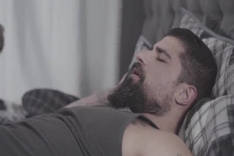 Muscle hunk pounded by big cock daddy