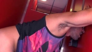 StagHomme: Damien Crosse gloryhole