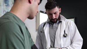DoctorTapes: Rob's Hottest Doctor Visit